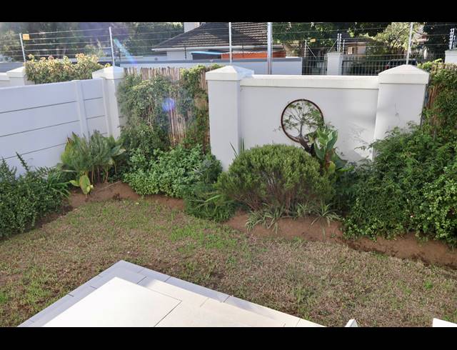 1 bed property to rent in ROSEBANK